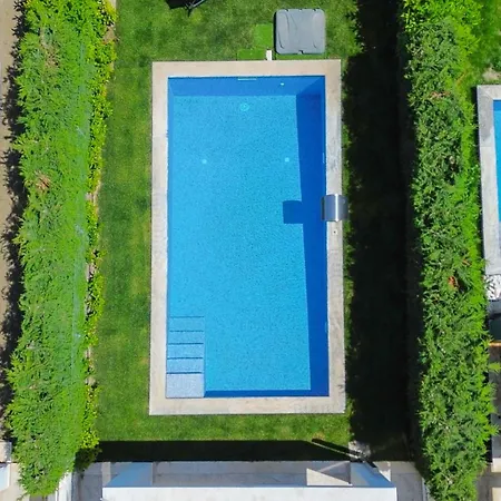 Mare 2 - Private Pool, Sea View, Starlink, 4 Bdrms *