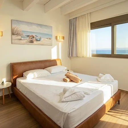 Mare 2 - Private Pool, Sea View, Starlink, 4 Bdrms